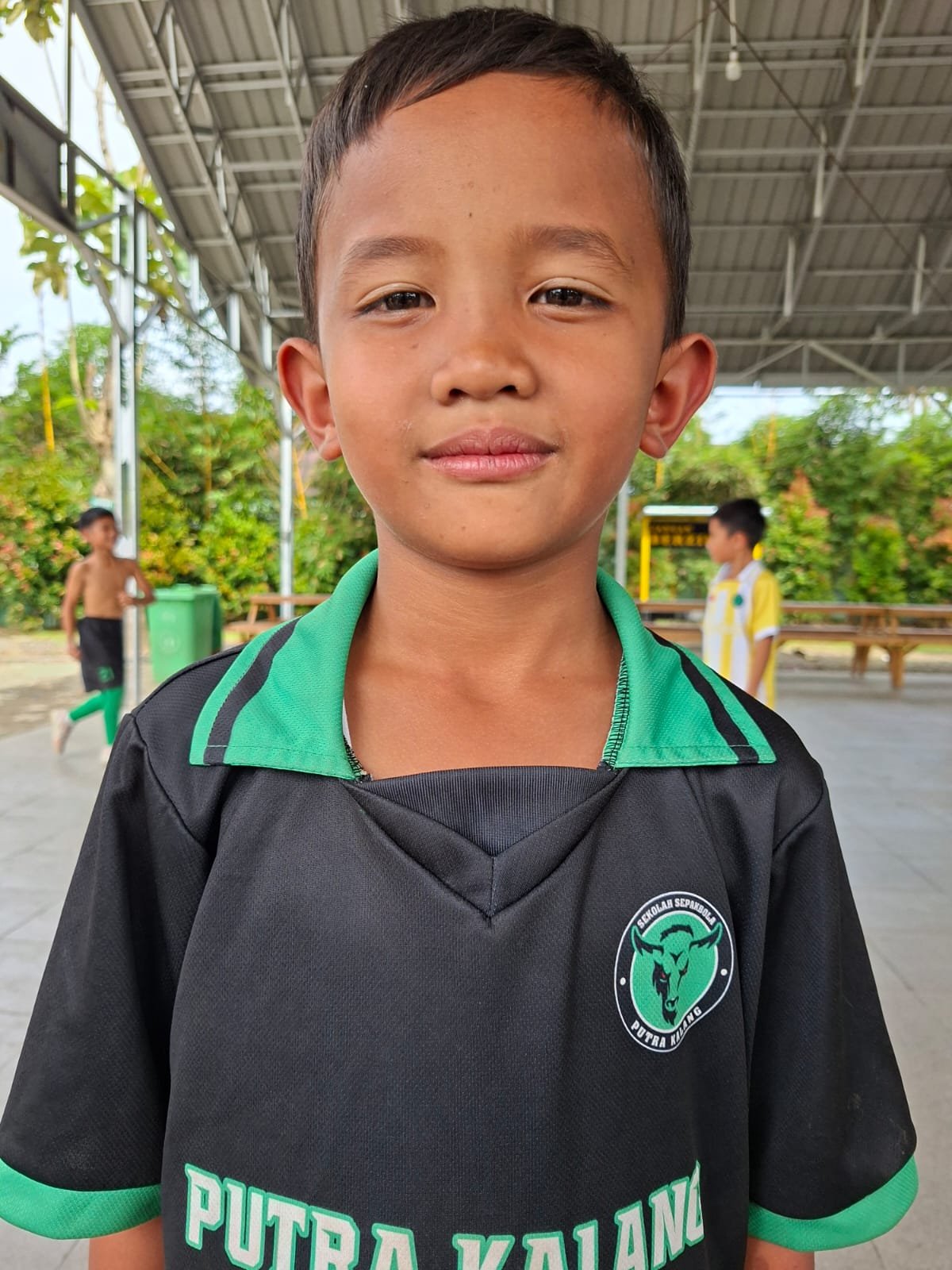 AZKA EL-FARIZHI SAGALA
